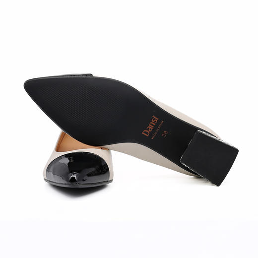 #限时特价#西班牙原产优雅舒适女款时装鞋黑色/白色5943 商品图6