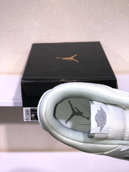 夏日特惠💰420 Air Jordan Legacy 312 头层皮打造市面高工艺有着交错结合的设计 商品图5