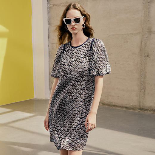 EITIE爱特爱夏季新款时尚休闲通勤印花连衣裙7407134 商品图4
