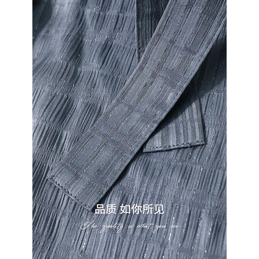 COCOBELLA重工提花亮丝微透视飘带领衬衫优雅通勤衬衣SR3009 商品图4