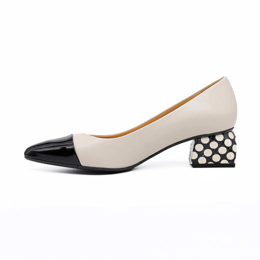 #限时特价#西班牙原产优雅舒适女款时装鞋黑色/白色5943 商品图3