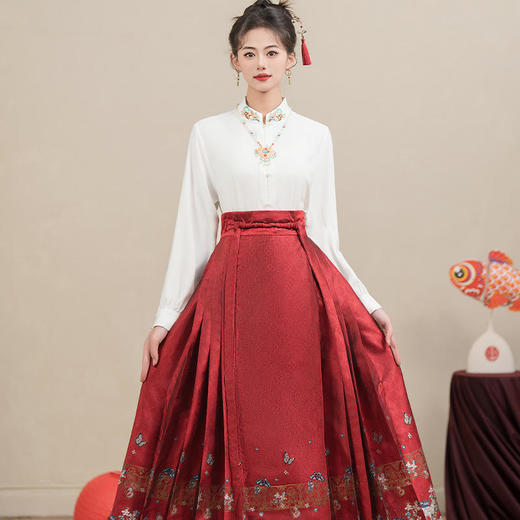 新中式国风汉服马面裙两件套 商品图0