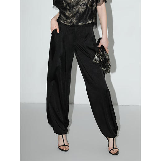 COCOBELLA奢感通勤肌理缎面短袖衬衫女围巾领多穿上衣SR3016B 商品图1