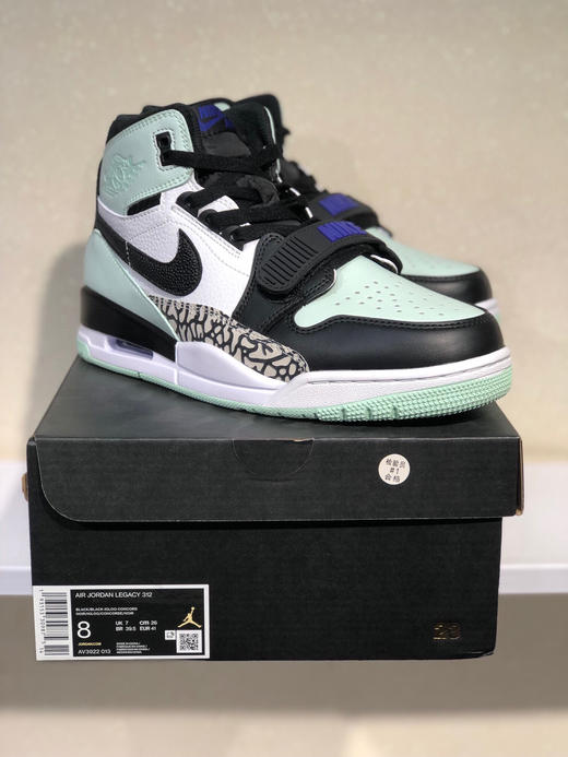 夏日特惠💰420 Air Jordan Legacy 312 头层皮打造市面高工艺有着交错结合的设计 商品图4