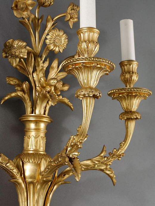 独角鹿西洋古董19世纪末法国出品路易十六风格铜鎏金精雕花卉主题三枝头烛台式壁灯一对 商品图4