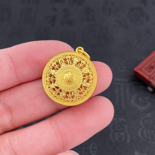 【限时克减128元】足金999.9 #八宝罗盘 #小红书 古法镂空八宝罗盘吊坠（面宽约23.8mm）(ANWZGFDZ00225-4)（预售产品下单后不退款不退货不换货不补差价） 商品图3