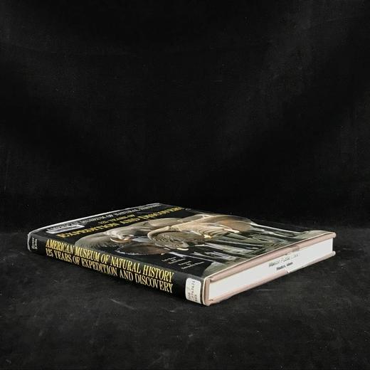 美国自然历史博物馆：125年探险与发现 248幅插图（90幅彩色） 精装大16开 商品图1