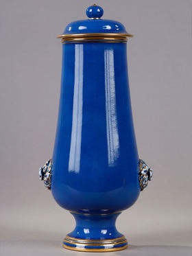 独角鹿西洋古董1883年代法国御窑塞弗尔出品莲花浮雕装饰蓝釉带盖赏瓶
