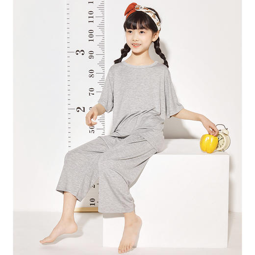 【纯色搭配，也足够惊艳！】新款儿童睡衣中长袖莫代尔家居服，宽松男孩女童宝宝套装薄款空调服-lm！ 商品图1