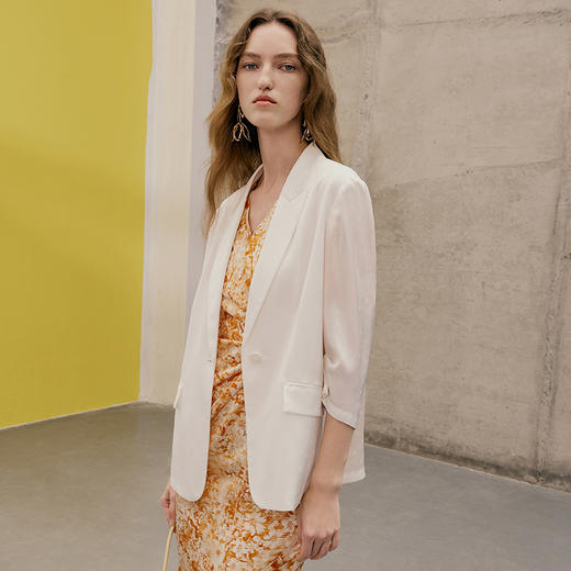 EITIE爱特爱夏季新款时尚显瘦纯色西装薄外套7403107 商品图2