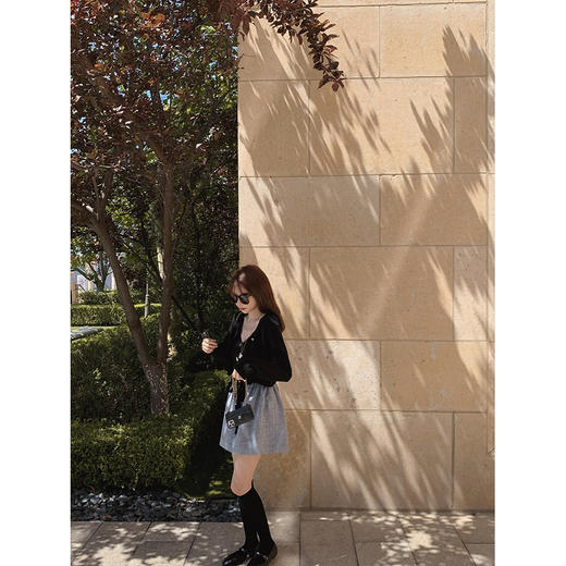 金蘑菇菇 左岸日落三件套/清冷少女毛衣背心短裙时髦小姐姐套装 商品图4