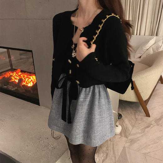 金蘑菇菇 左岸日落三件套/清冷少女毛衣背心短裙时髦小姐姐套装 商品图1