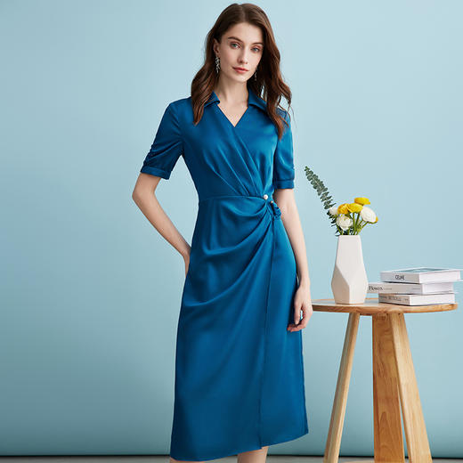 EITIE爱特爱夏季新款通勤OL压褶收腰显瘦气质连衣裙B2407320 商品图1