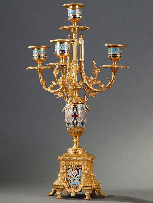 独角鹿西洋古董19世纪晚期法国出品新古典主义风格铜鎏金精雕镶嵌錾胎珐琅座钟烛台三件套 商品图1