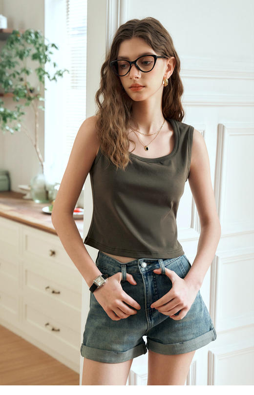 OLrain欧芮儿米白色背心吊带女秋冬2023年新款修身方领针织上衣 商品图4