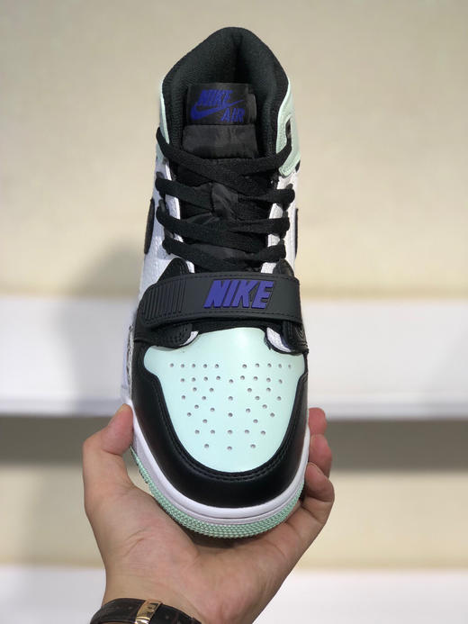 夏日特惠💰420 Air Jordan Legacy 312 头层皮打造市面高工艺有着交错结合的设计 商品图1