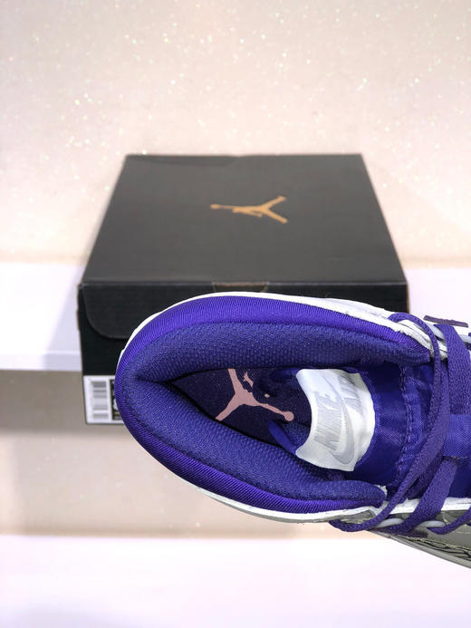 夏日特惠💰420 Air Jordan Legacy 312 头层皮打造市面高工艺有着交错结合的设计 商品图5