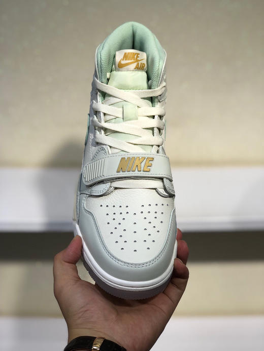 夏日特惠💰420 Air Jordan Legacy 312 头层皮打造市面高工艺有着交错结合的设计 商品图1