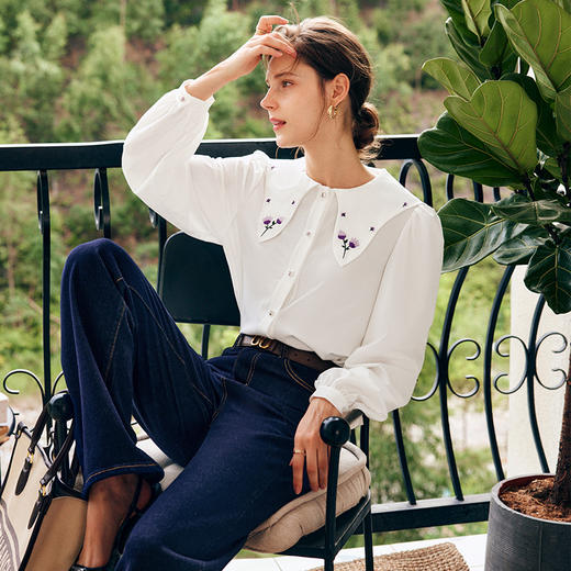 OLrain欧芮儿法式白色雪纺衫女早秋2022新款减龄刺绣领泡泡袖衬衣 商品图1