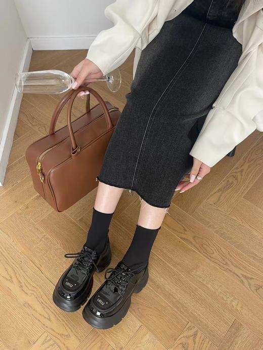 2024经典鲨春季新款厚底方头漆皮深口小皮鞋乐福鞋KW279-D17061 商品图2