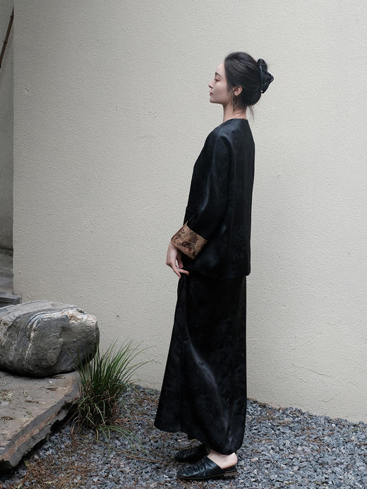 盛唐婧 |重磅香云纱山水仙鹤纹金线提花外套 商品图7