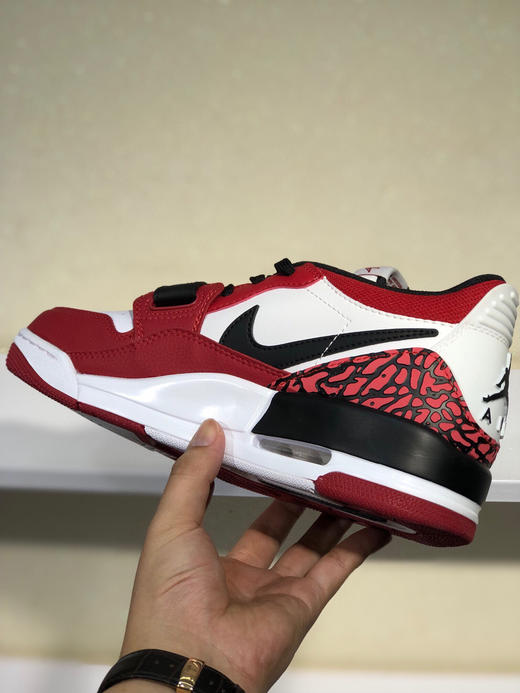 夏日特惠💰420 Air Jordan Legacy 312 头层皮打造市面高工艺有着交错结合的设计 商品图2