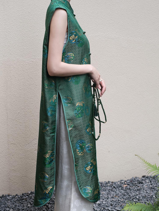 盛唐婧 |限量款/真丝宋锦梅兰竹菊四君子长款马甲 商品图3