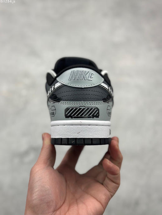 夏日特惠💰470 Nike Dunk Low 绑带定制 白灰
此款设计灵感来源于轻定制 商品图7