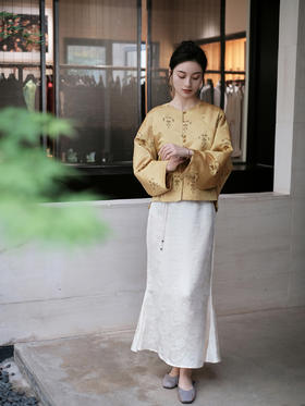 瑕疵|盛唐婧 |桑蚕丝重缎半身鱼尾裙-白色[特价品](特殊商品不退不换)