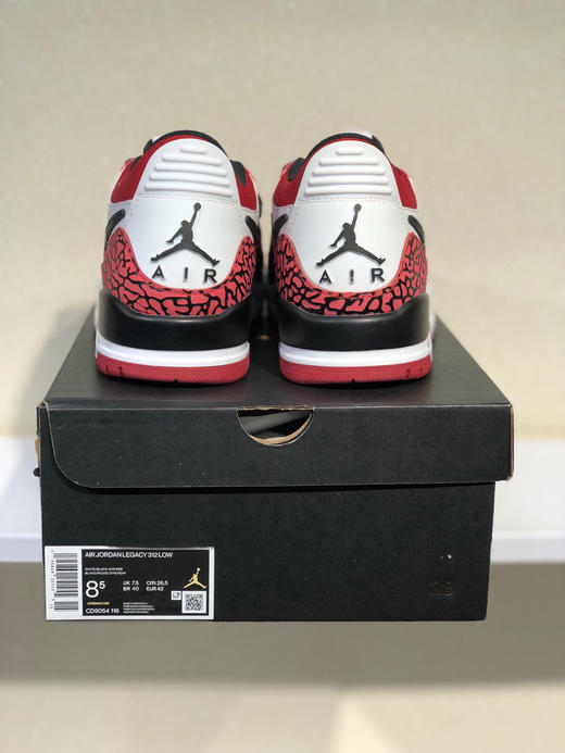 夏日特惠💰420 Air Jordan Legacy 312 头层皮打造市面高工艺有着交错结合的设计 商品图6