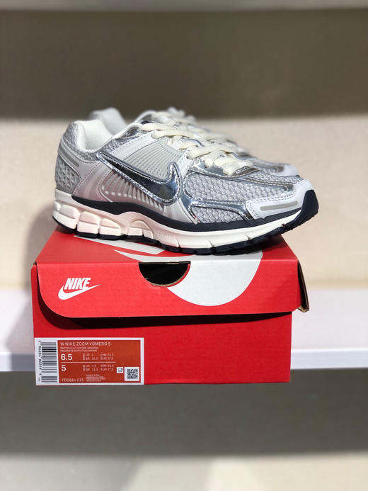 夏日特惠💰360 Nike Air Zoom Vomero 5 气垫 复古跑鞋 商品图4