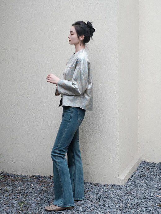 盛唐婧 |深蓝高腰牛仔微喇裤[特价品] 商品图6