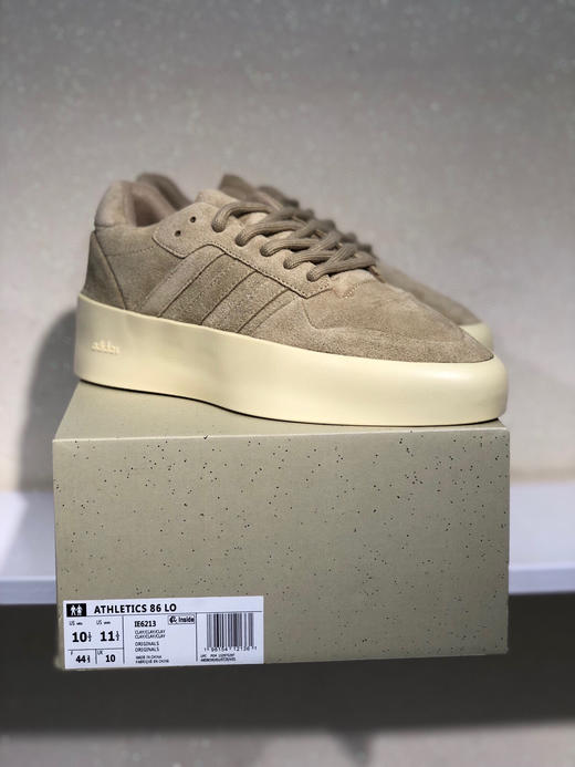 夏日特惠💰420 Fear of God x adidas originals 
Adidas Originals是Adidas旗下的运动经典系列 商品图4