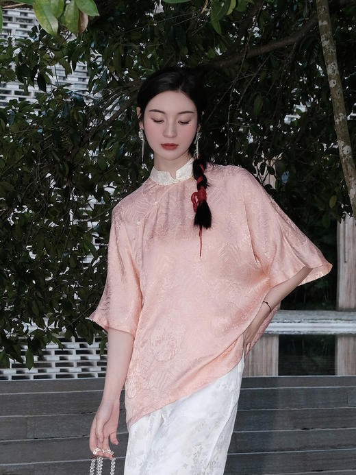 盛唐婧 |桃夭粉新中式国风提花上衣 商品图3