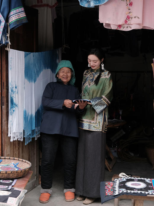 盛唐婧 |高货/重缎真丝香云纱竹纹外套[特价品] 商品图4