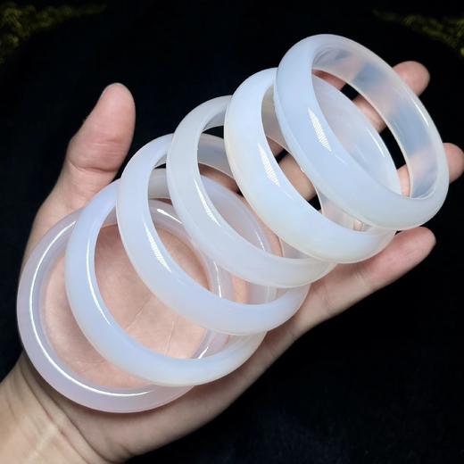 玛瑙手镯-白宽条 商品图0