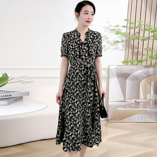 QYM DQ4927-L显瘦修身时尚碎花大摆裙V领休闲雪纺连衣裙 商品图2