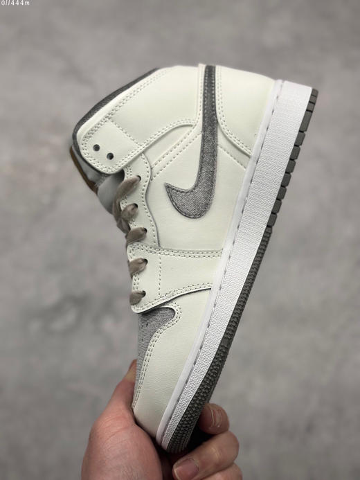 夏日特惠💰460 Air Jordan 1 Mid "Light Smoke Grey" 中帮 米白灰AJ1 乔丹1代 商品图6