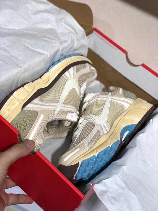 夏日特惠💰360 Nike Air Zoom Vomero 5 气垫 复古跑鞋 商品图7