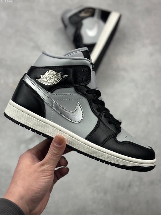 夏日特惠💰460 Air Jordan 1 Mid "Light Smoke Grey" 中帮 黑灰银AJ1 乔丹1代 商品图3