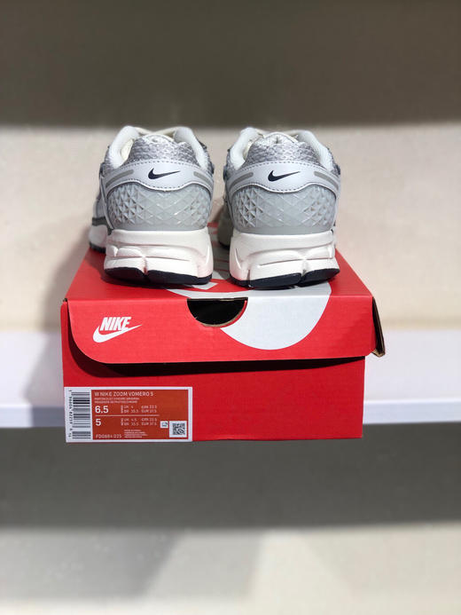 夏日特惠💰360 Nike Air Zoom Vomero 5 气垫 复古跑鞋 商品图6