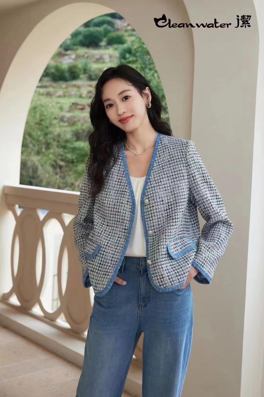 北2 洁牌 粗呢V领外套