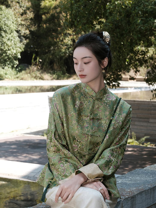  盛唐婧 |限量款宋锦老料繁花对襟外套 商品图3