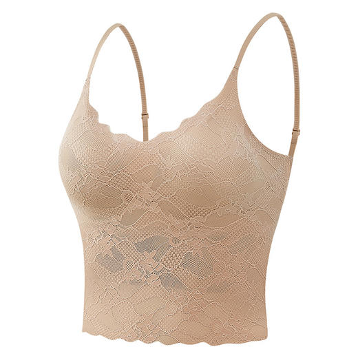 新品《再也不怕胸下垂》飘逸轻盈的蕾丝，果冻BRA 软而有型支撑，轻松聚拢上托，再现窈窕身姿。没有钢圈的束缚，一字美背，双C提拉，舒适透气的质感，让美背更自由呼吸，尽显自信美态！ 商品图4