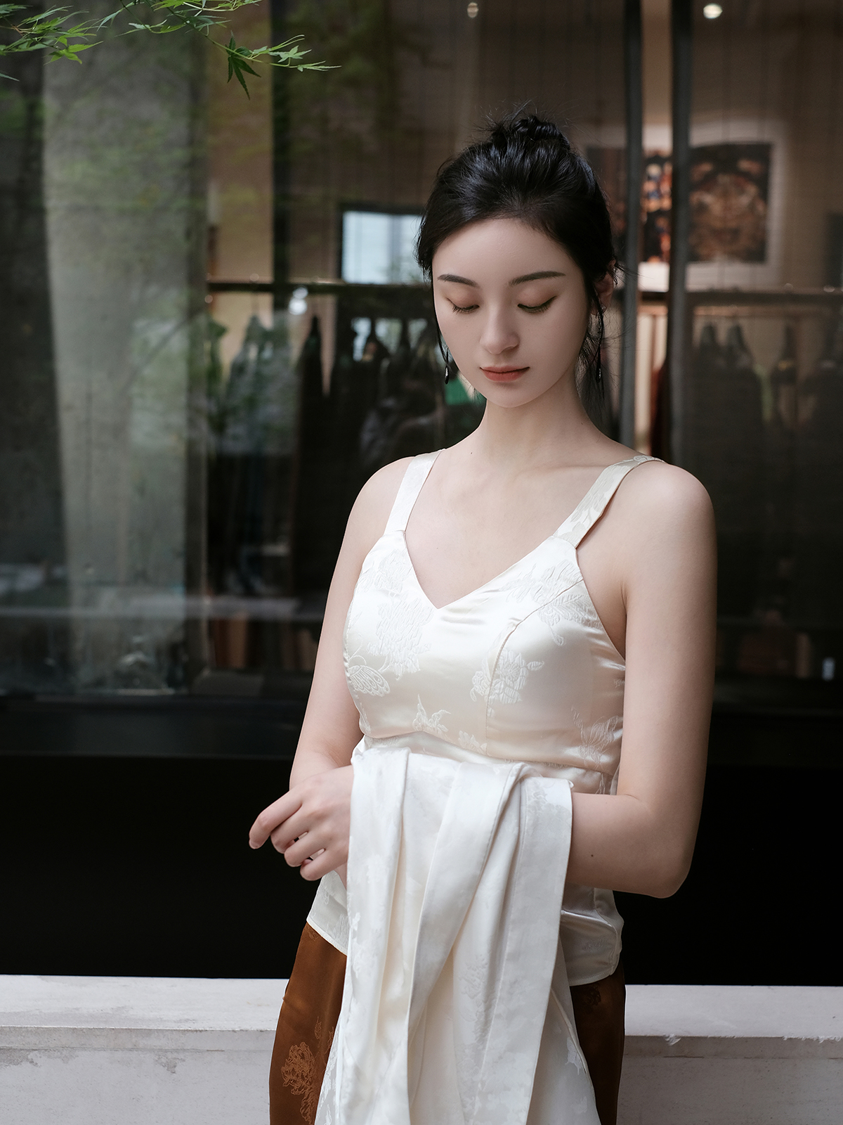 盛唐婧 |桑蚕丝提花修身美背