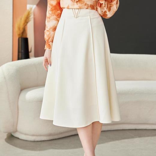 高腰垂感绿色半身裙2024春装新款金属V字扣A字中长裙伞裙1727 商品图2