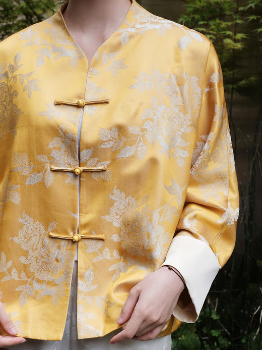 盛唐婧 |真丝缎提花折枝牡丹外套-明黄 商品图1