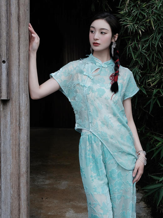 盛唐婧 |蒂芙尼蓝国风丝绒短袖上衣 商品图2