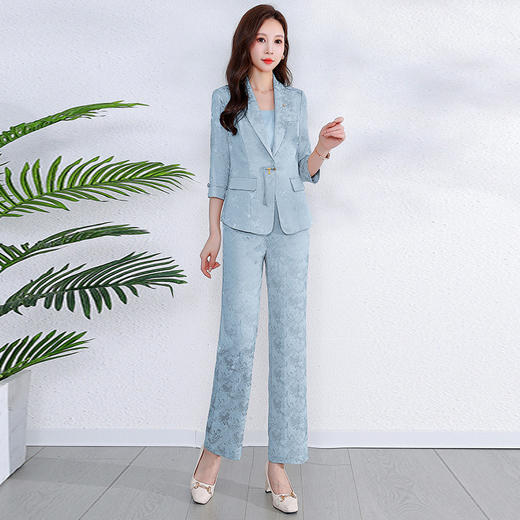QYMYM-A1815-Y时尚气质三件套2024年新款印花西装外套小衫小脚哈伦裤套装 商品图1