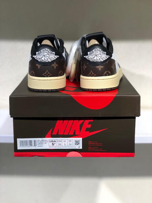 夏日特惠💰470 公司级 # 驴牌 LV x Air Jordan AJ1 Low OG SP 联名倒勾低帮 商品图6